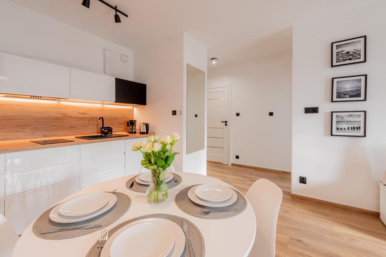 Apartament Wyspa Solna Kołobrzeg Exterior foto